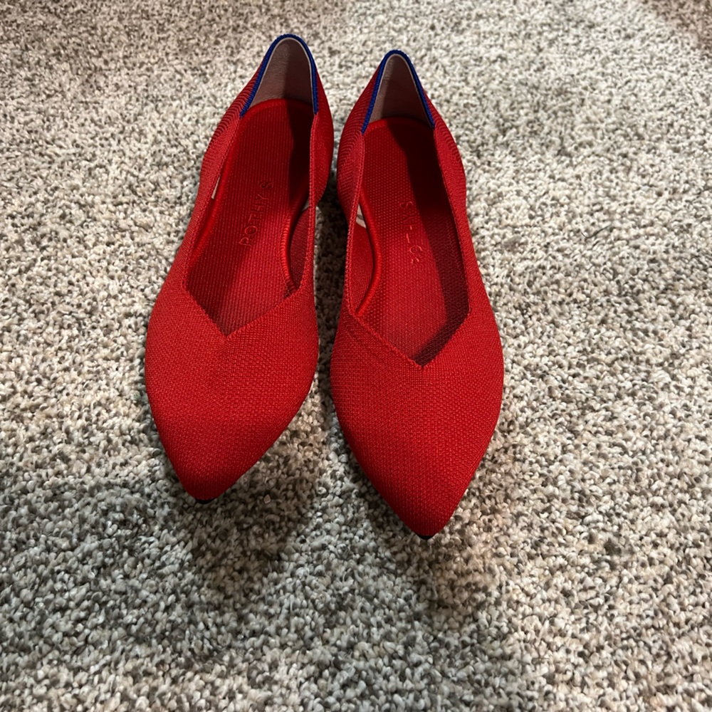 Red Rothy’s shoes sz 7.5 hardly worn